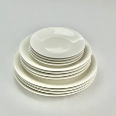 画像3: ホワイト ディナーウェア 4人用 12枚セット White Dinner Plate 12 Piece Set (3)