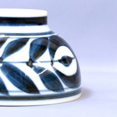 画像4: 波佐見焼 お茶碗 廻り花 小 2個セット Hasamiware Rice Bowls Mawaribana Small 2pc (4)