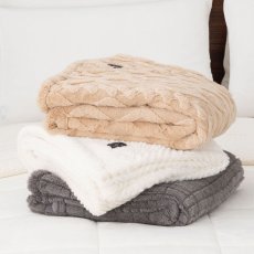画像2: BERKSHIRE BLANKET 電気大判ひざ掛け 127cm x 152cm BERKSHIRE BLANKET Grace Fur Heated Throw 127cm x 152cm (2)